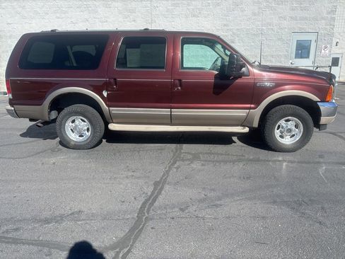 Used 2000 Ford Excursion Limited image 2