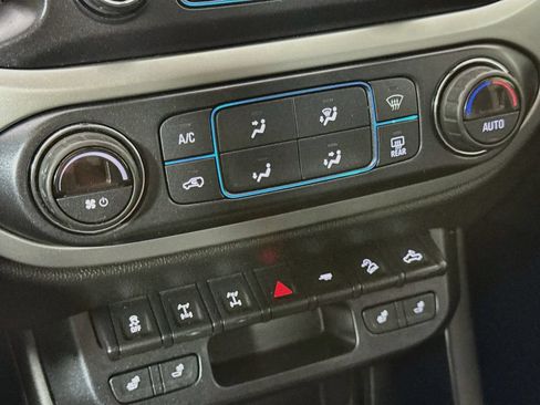 Used 2017 Chevrolet Colorado ZR2 AWD/4WD image 18