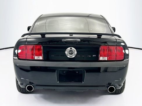 Used 2008 Ford Mustang GT RWD image 6