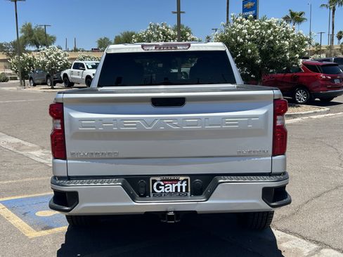Used 2022 Chevrolet Silverado 1500 Custom RWD image 4