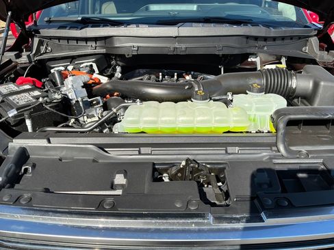 New 2025 Ford F150 Platinum w/ Equipment Group 703A Plus image 21