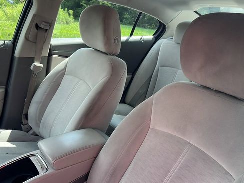 Used 2012 Buick LaCrosse Convenience image 12