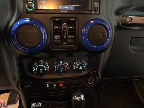 Used 2017 Jeep Wrangler Unlimited Sport w/ Quick Order Package 24S image 17