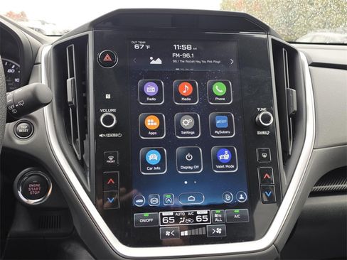 Used 2024 Subaru Crosstrek 2.0i Premium image 18