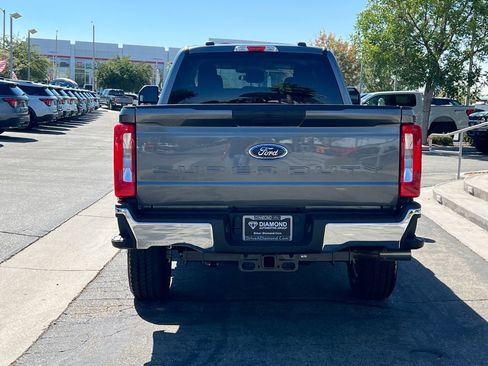 New 2026 Ford F350 XLT w/ FX4 Off-Road Package AWD/4WD image 6