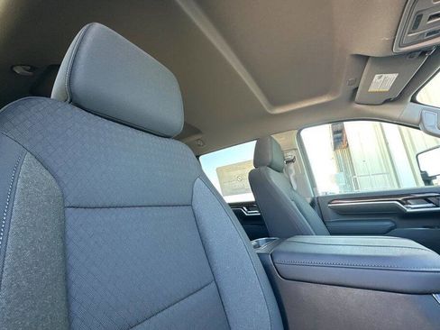 New 2026 Chevrolet Silverado 2500 LT image 17