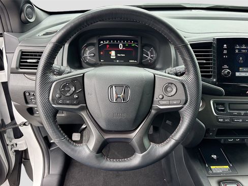 Certified 2024 Honda Passport TrailSport image 13