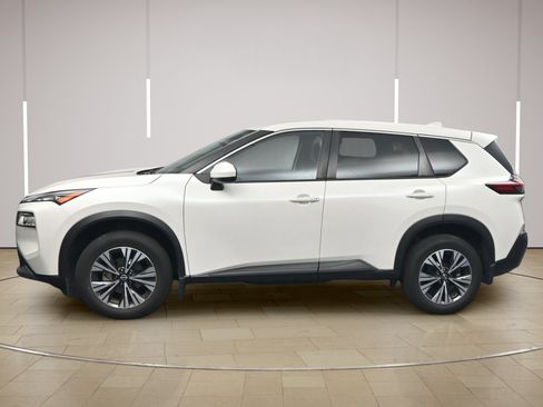 Certified 2023 Nissan Rogue SV FWD image 4