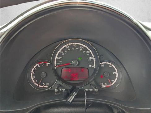 Used 2015 Volkswagen Beetle 1.8T FWD image 12