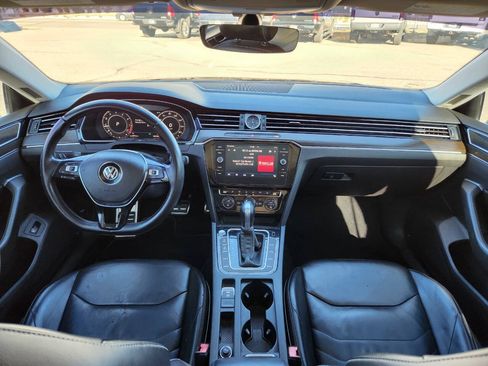 Used 2019 Volkswagen Arteon SEL FWD image 4