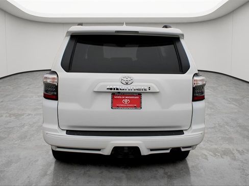 Certified 2024 Toyota 4Runner TRD Sport image 4