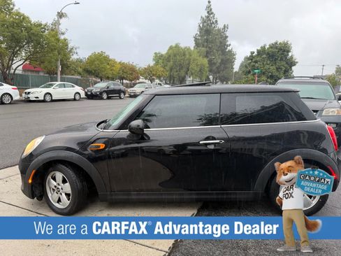 Used 2015 MINI Cooper 2-Door Hardtop image 2