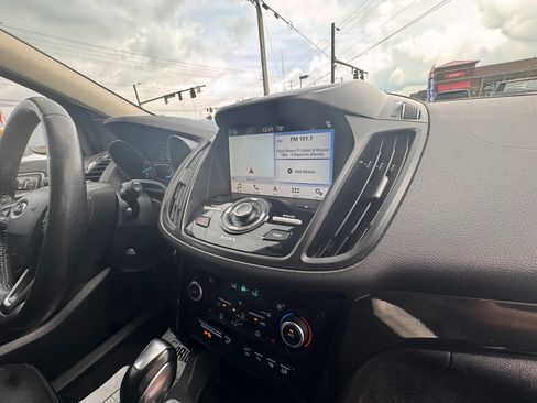 Used 2018 Ford Escape Titanium w/ Ford Safe & Smart Package AWD/4WD image 30