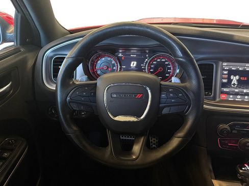 Used 2019 Dodge Charger Scat Pack w/ Dynamics Package RWD image 16