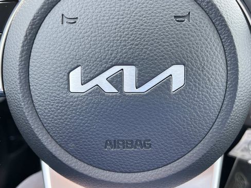 New 2026 Kia Seltos LX image 27