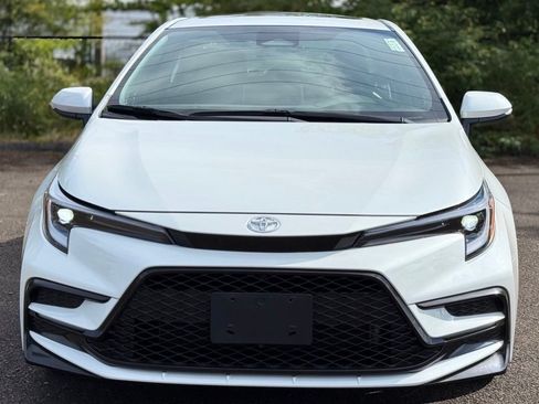 Certified 2025 Toyota Corolla XSE FWD image 8