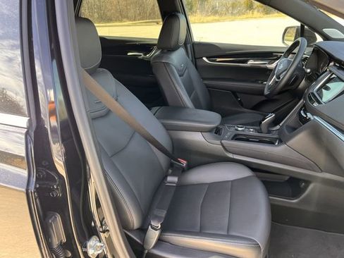 New 2025 Cadillac XT5 Premium Luxury image 24