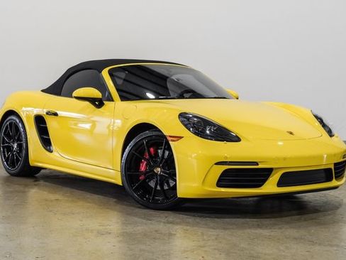 Used 2023 Porsche 718 Boxster S image 4
