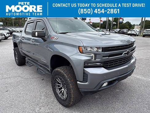 Used 2022 Chevrolet Silverado 1500 RST w/ LPO, Blackout Package AWD/4WD image 1