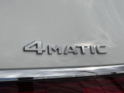 Used 2025 Mercedes-Benz GLS 450 4MATIC image 10