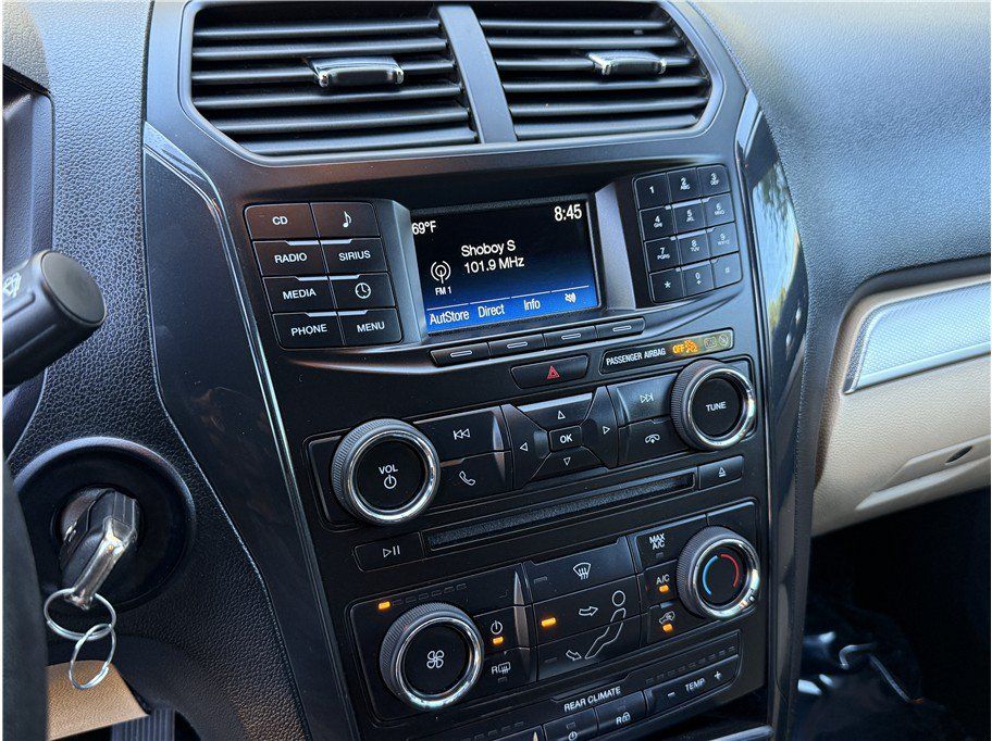 Used 2017 Ford Explorer FWD image 20