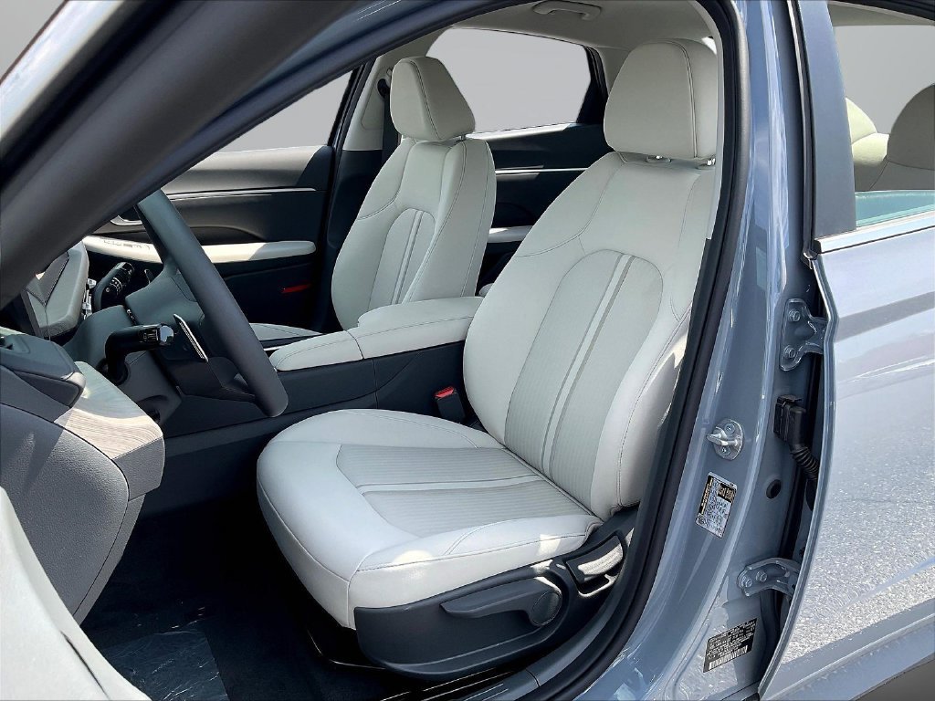 New 2026 Hyundai Sonata Blue FWD image 26