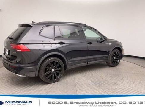 Used 2021 Volkswagen Tiguan SE R-Line AWD/4WD image 2