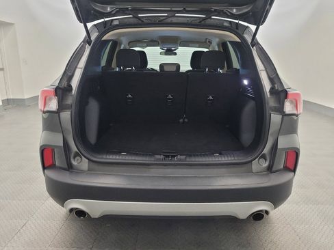 Used 2020 Ford Escape SE image 29