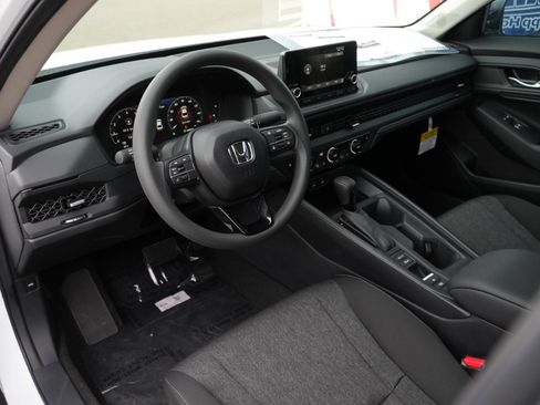 New 2025 Honda Accord SE image 15