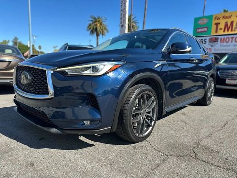 Used 2019 INFINITI QX50 Essential w/ Cargo Package image 8
