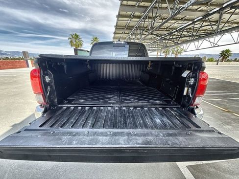 Used 2023 Toyota Tacoma SR5 AWD/4WD image 16
