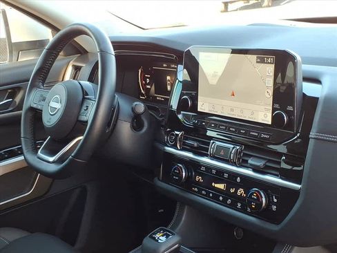 Used 2023 Nissan Pathfinder Platinum w/ Lighting Package (N93) image 19