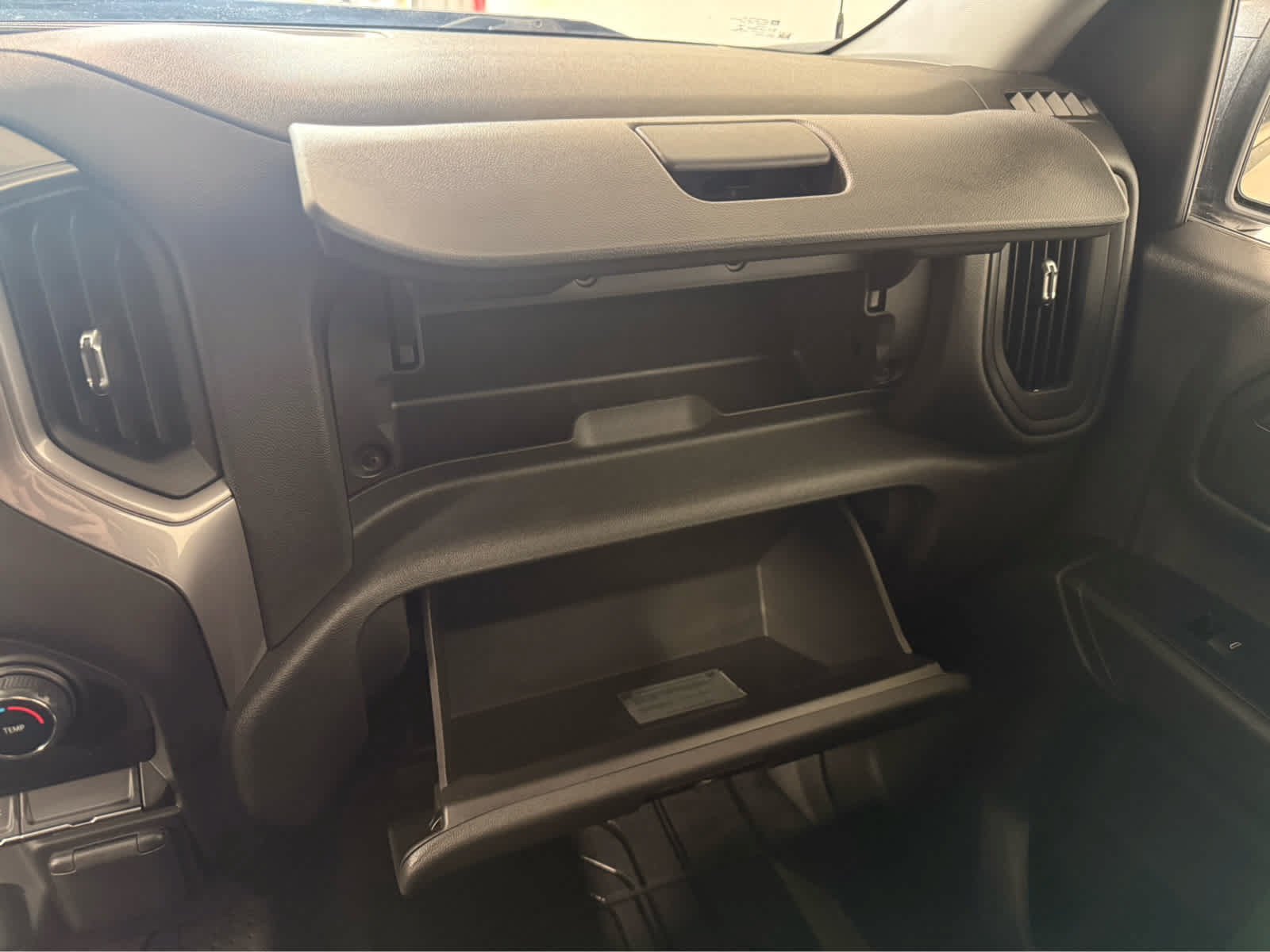 Used 2021 Chevrolet Silverado 1500 Custom w/ Safety Confidence Package AWD/4WD image 19