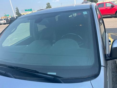 Used 2019 Dodge Grand Caravan SXT FWD image 6