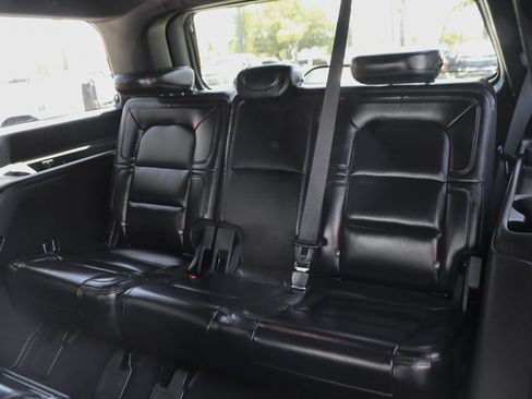 Used 2020 Lincoln Navigator Reserve w/ Equipment Group 208A Reserve AWD/4WD image 43