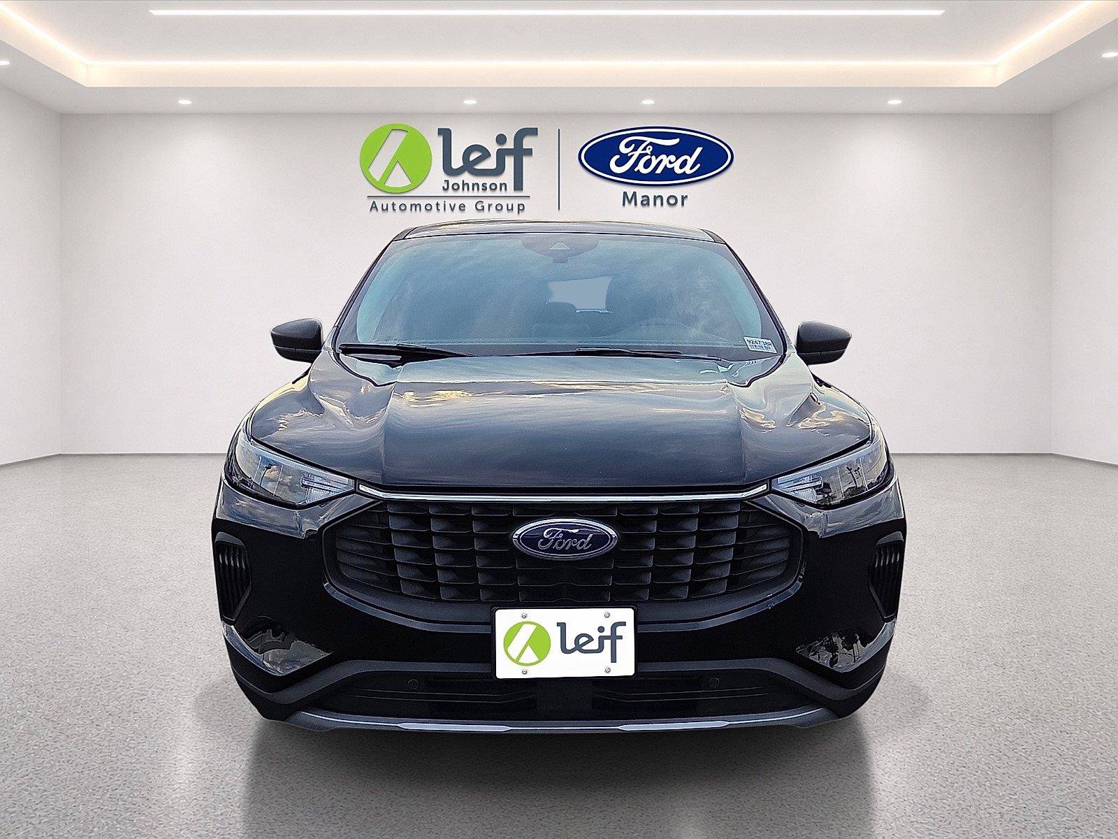 Certified 2025 Ford Escape Active AWD/4WD image 2