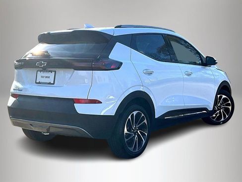 Certified 2023 Chevrolet Bolt EUV Premier image 6