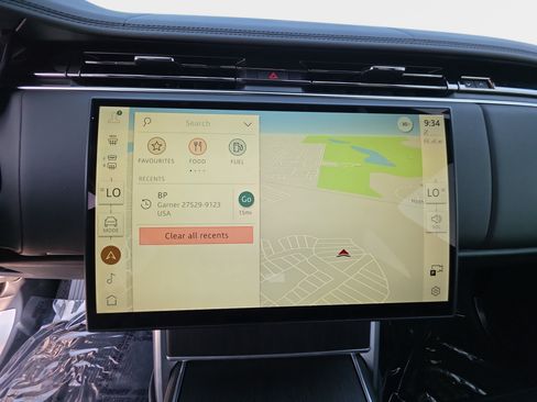 Certified 2024 Land Rover Range Rover SE AWD/4WD image 24