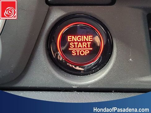 New 2025 Honda Pilot EX-L image 10