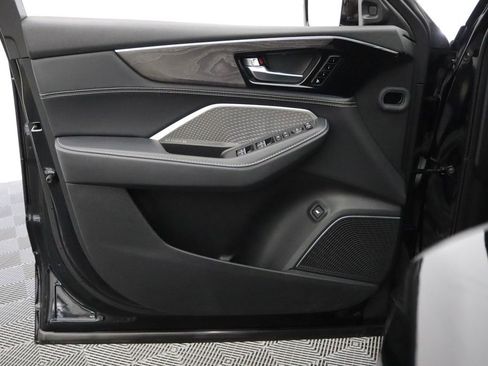 Used 2023 Acura MDX SH-AWD w/ Advance Package image 13