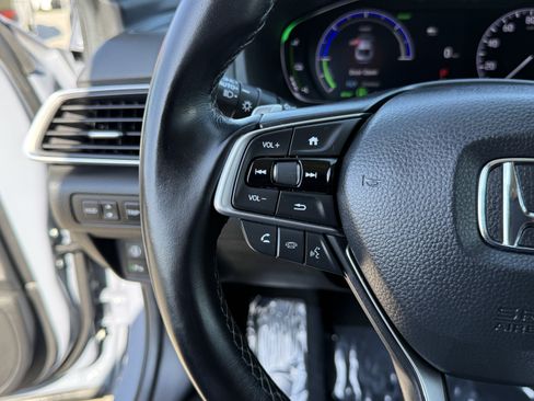 Used 2021 Honda Accord Touring image 24