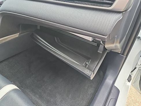 Used 2025 Toyota Camry SE FWD image 72