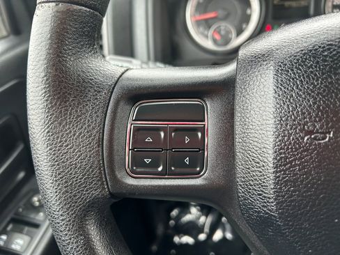 Used 2016 RAM 1500 ST w/ SXT Appearance Group image 17