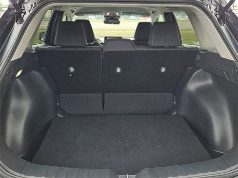 Used 2025 Toyota Corolla Cross LE image 22