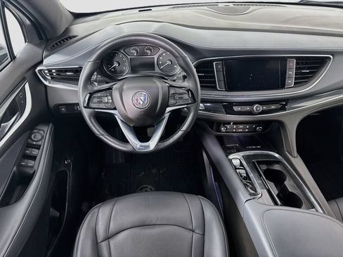 Used 2023 Buick Enclave Essence w/ Sport Touring Edition FWD image 23