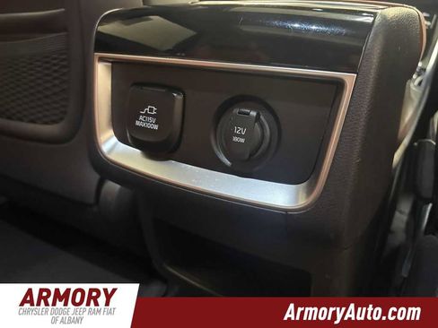 Used 2022 Kia Carnival SX Prestige w/ Paint Protection Package image 41