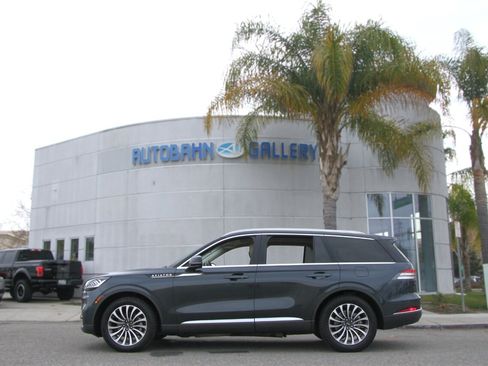 Used 2022 Lincoln Aviator Reserve image 5