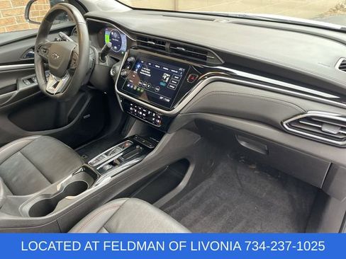 Used 2023 Chevrolet Bolt EUV Premier w/ Sun & Sound Package image 30