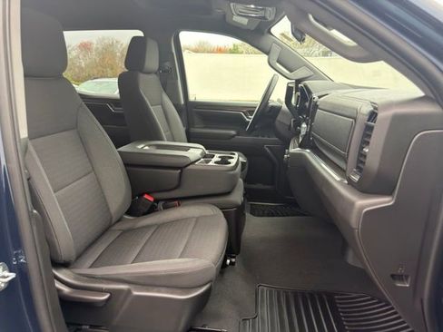 Used 2023 Chevrolet Silverado 1500 LT AWD/4WD image 21