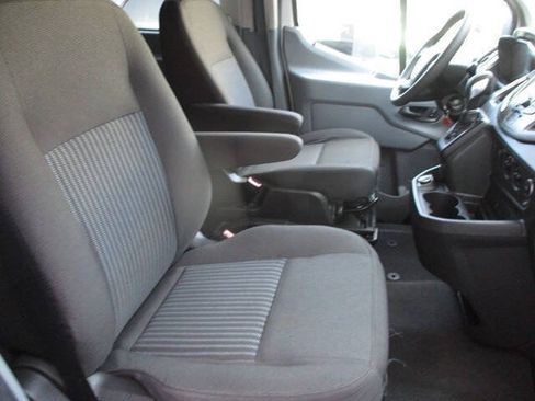 Used 2018 Ford Transit 150 XL RWD image 20